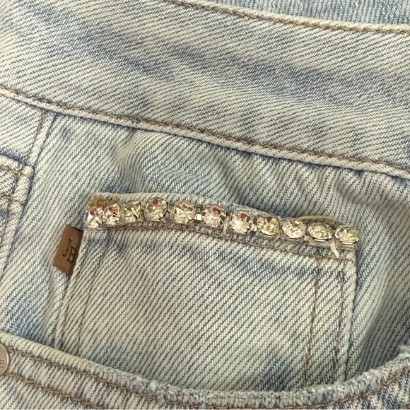 NWT Judy Blue 14W Distressed Cutout Wide Leg Jeans Light Wash High Rise New - Picture 11 of 12